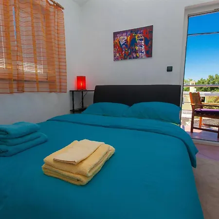 22 Apartment